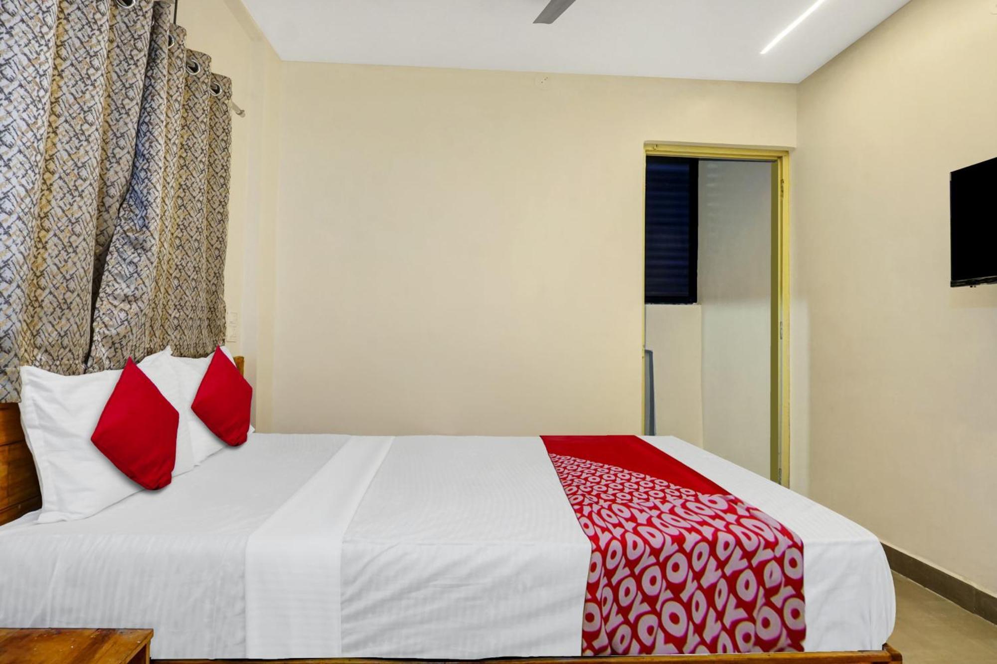 Hotel O Paradise Arvi Luaran gambar