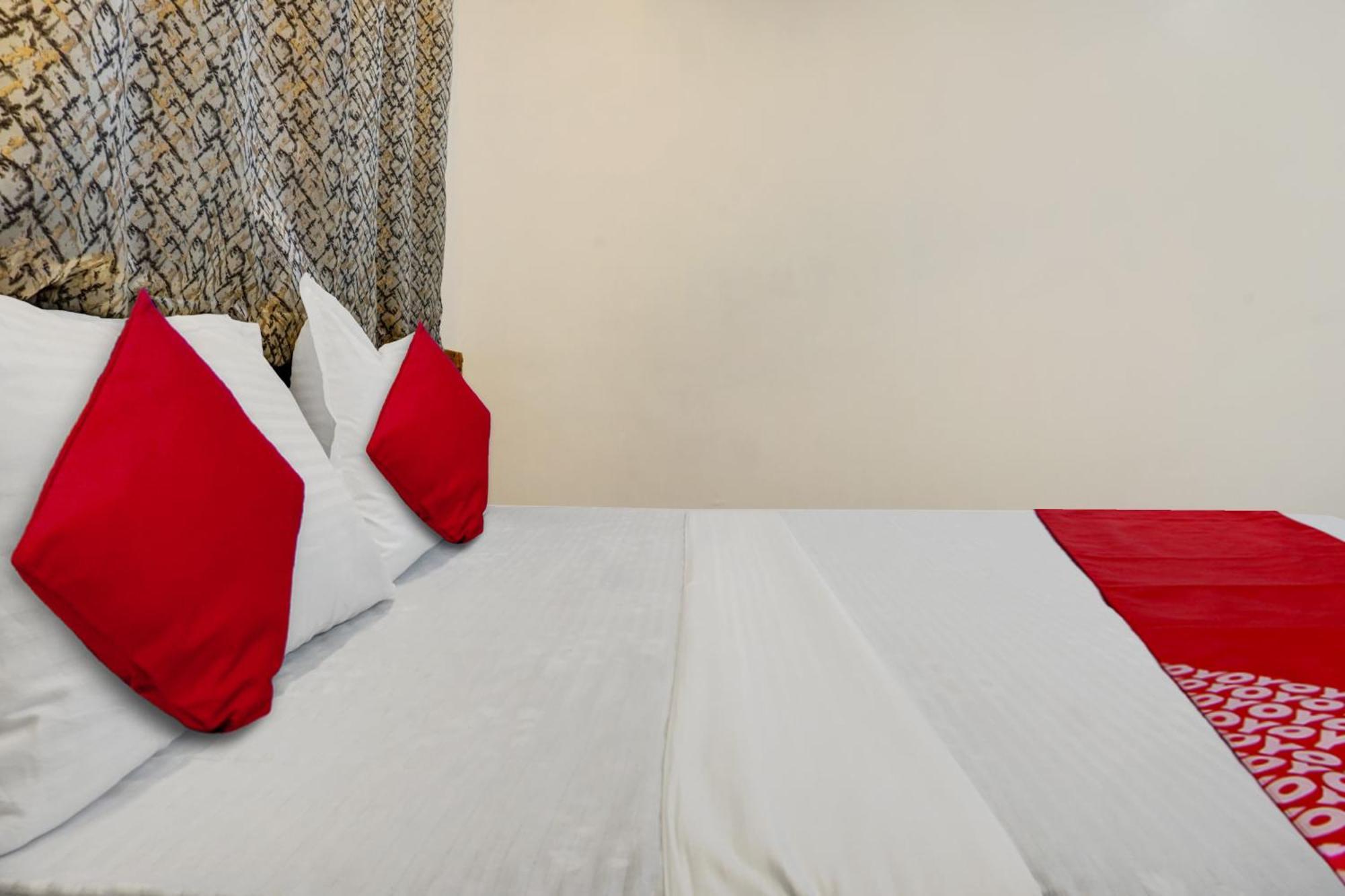 Hotel O Paradise Arvi Luaran gambar